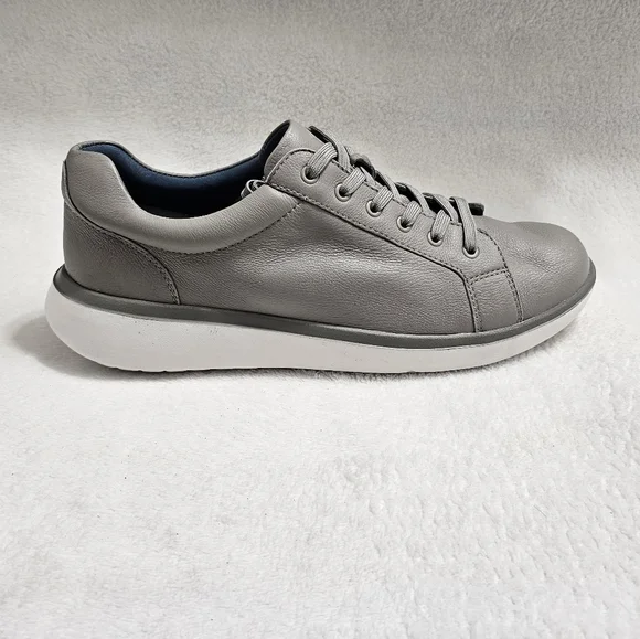 RIGHT SHOE ONLY Men's Johnston and Murphy sneaker. size 9M gray - Picture 4 of 10